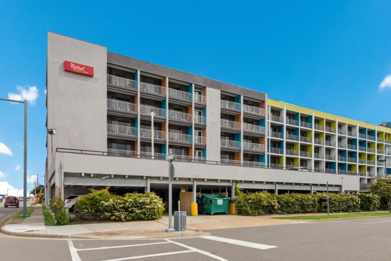 Red Roof Plus & Suites Virginia Beach - Seaside Екстер'єр фото